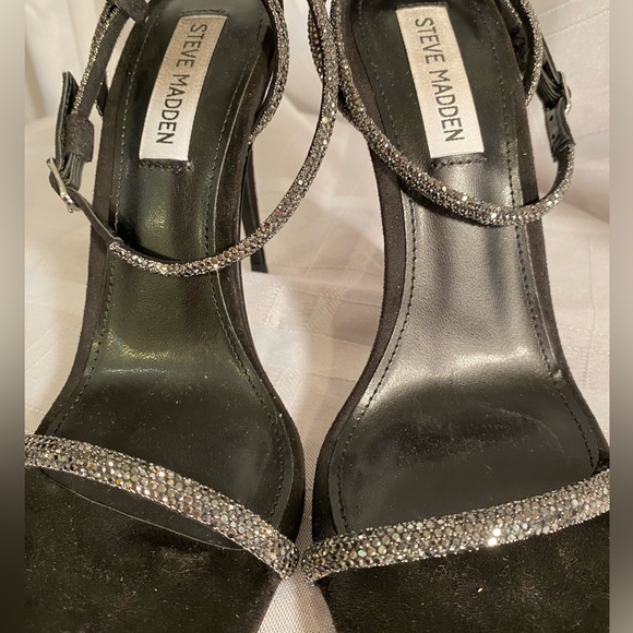 Steve Madden Breslin Sparkly Rhinestone Ankle Strap Heels. Worn Once. Size 8M. - Picture 9 of 11